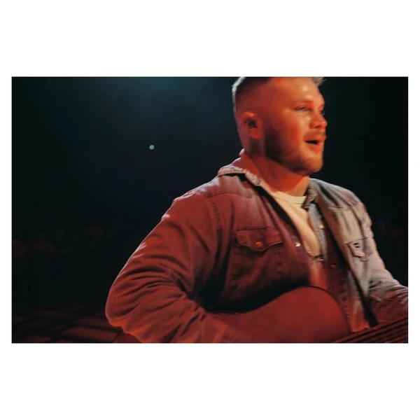 Zach Bryan por Reprodução/Instagram