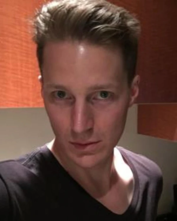 Ernest Wesley Heinz por Reprodução