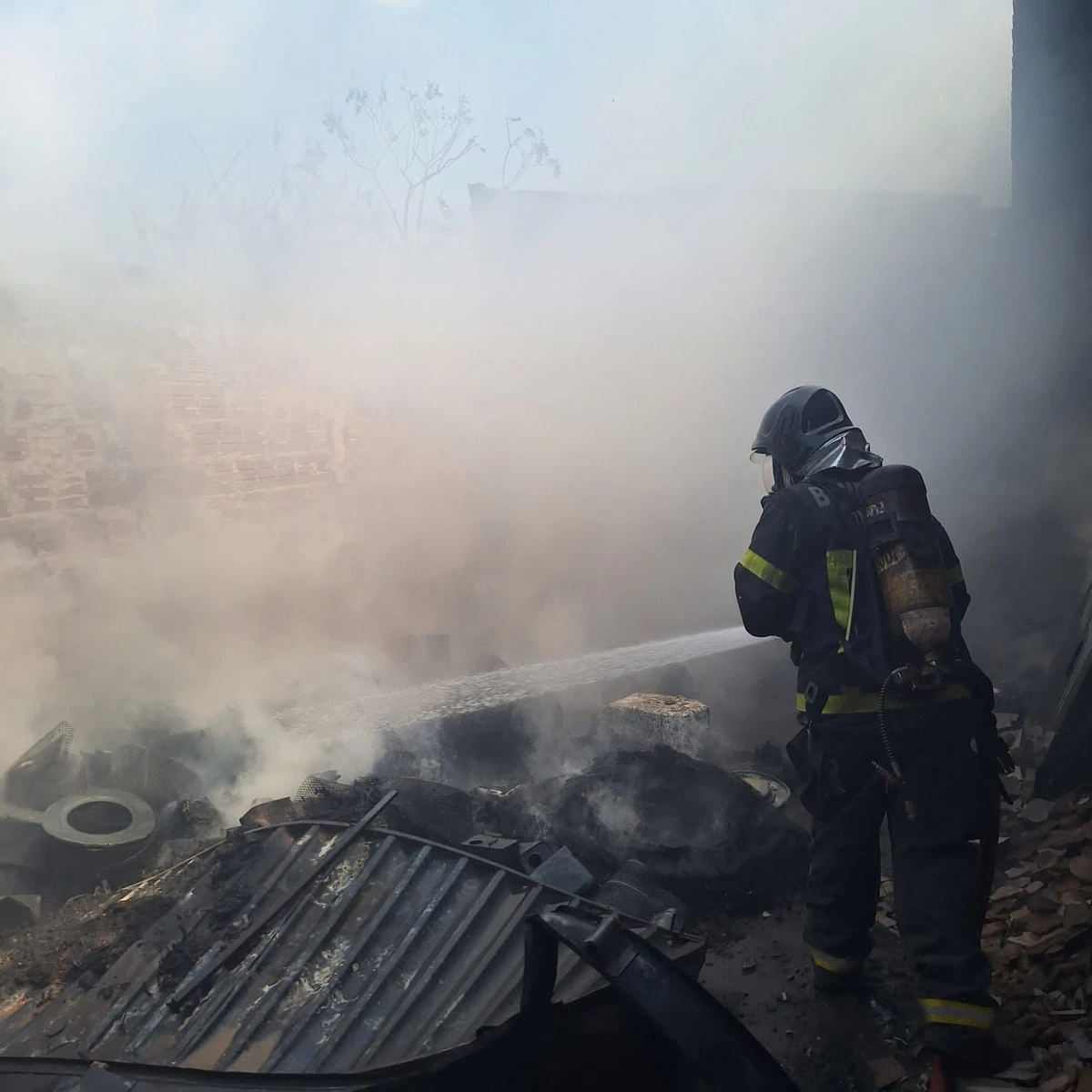 Incêndio em Luís Eduardo Magalhães por Divulgação/ Corpo de Bombeiros