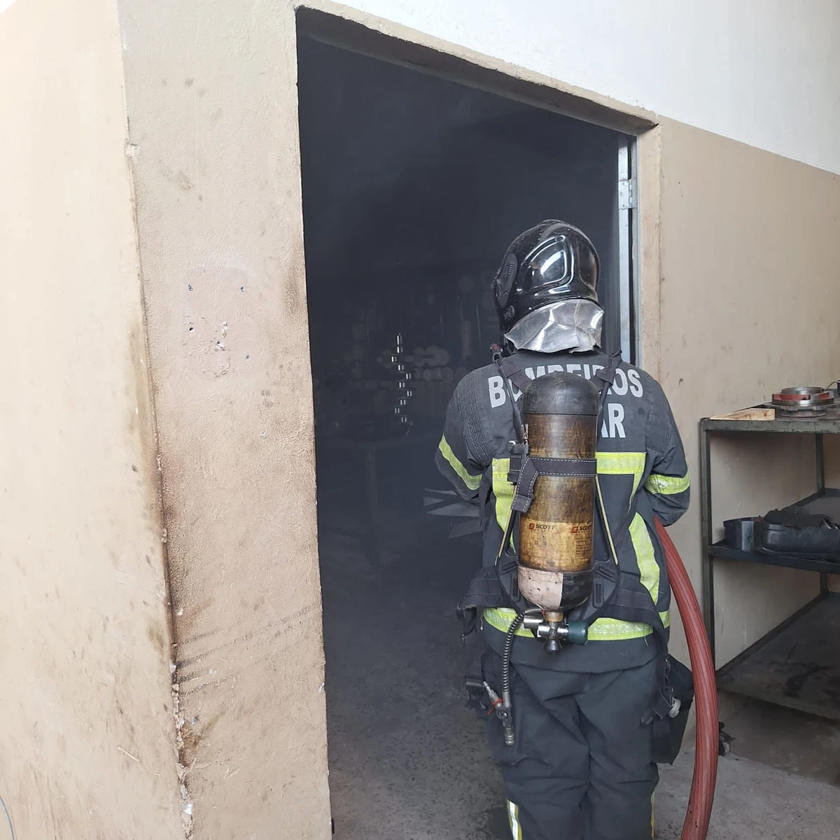Incêndio em Luís Eduardo Magalhães por Divulgação/ Corpo de Bombeiros