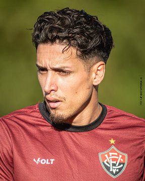 Kike Saverio, novo reforço do Vitória  por Victir Ferreira/EC Vitória
