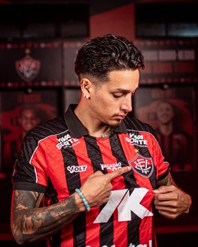 Kike Saverio, novo reforço do Vitória  por Victir Ferreira/EC Vitória
