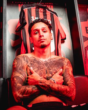Kike Saverio, novo reforço do Vitória  por Victir Ferreira/EC Vitória