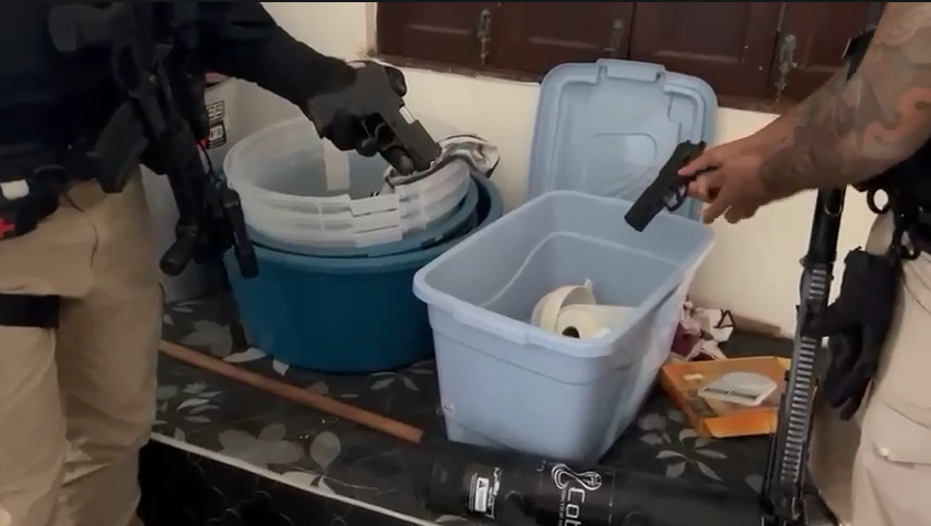 Laboratório de drogas é descoberto em casa de luxo em Lauro de Freitas por Divulgação