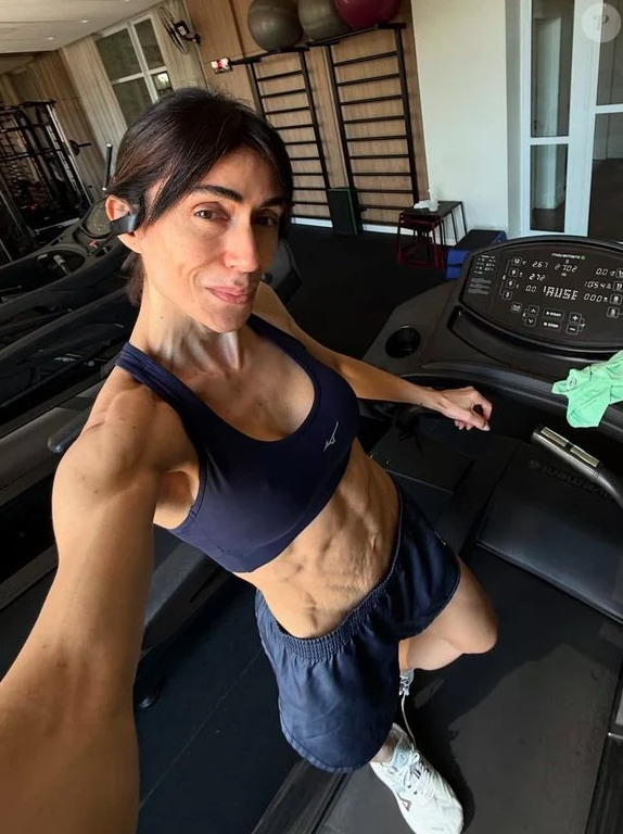 Michelle Barros por Reprodução | Redes Sociais