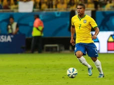 Imagem - Ex-atacante da Seleção tem prisão decretada por dívida de quase R$ 500 mil em pensão