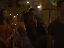 Imagem - Beijão de casal inusitado surpreende personagens em 'Dona de Mim'