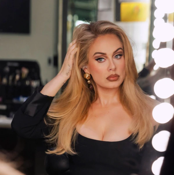 Adele por Reprodução | Redes Sociais