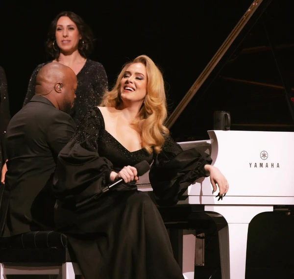 Adele por Reprodução | Redes Sociais