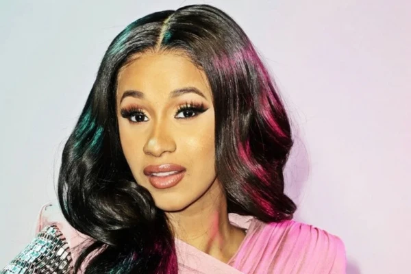 Cardi B. está à espera do quarto filho