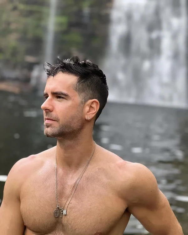 Marcos Pitombo  por Reprodução/Instagram