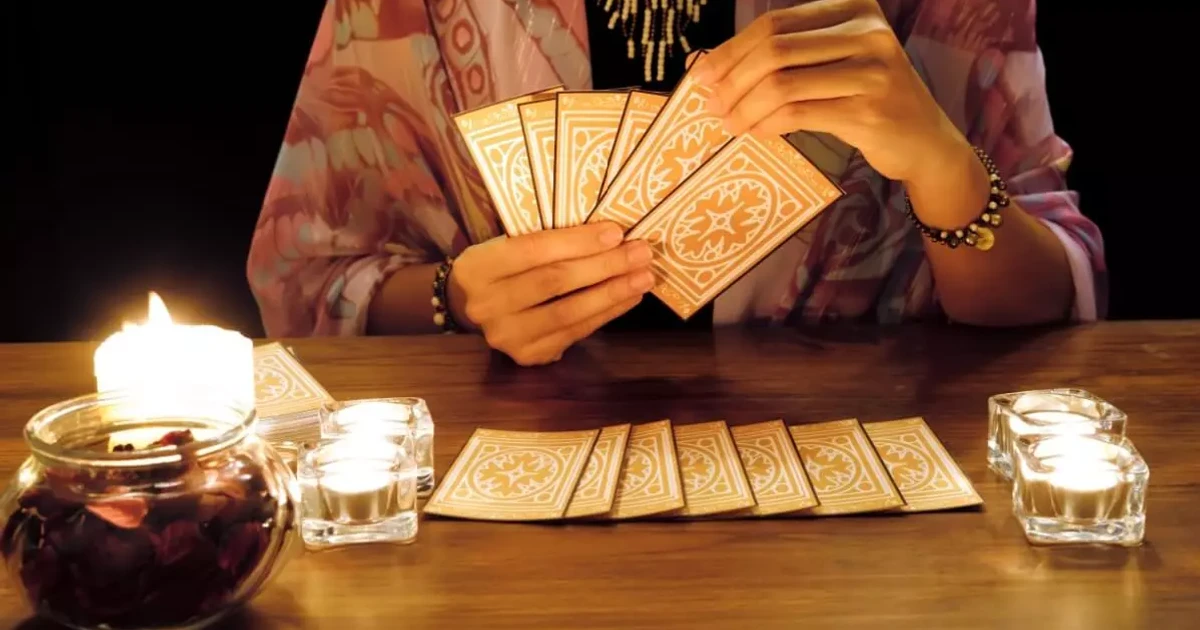 Imagem - Carta da Roda da Fortuna no tarot aponta movimento e reviravoltas nesta terça (30)