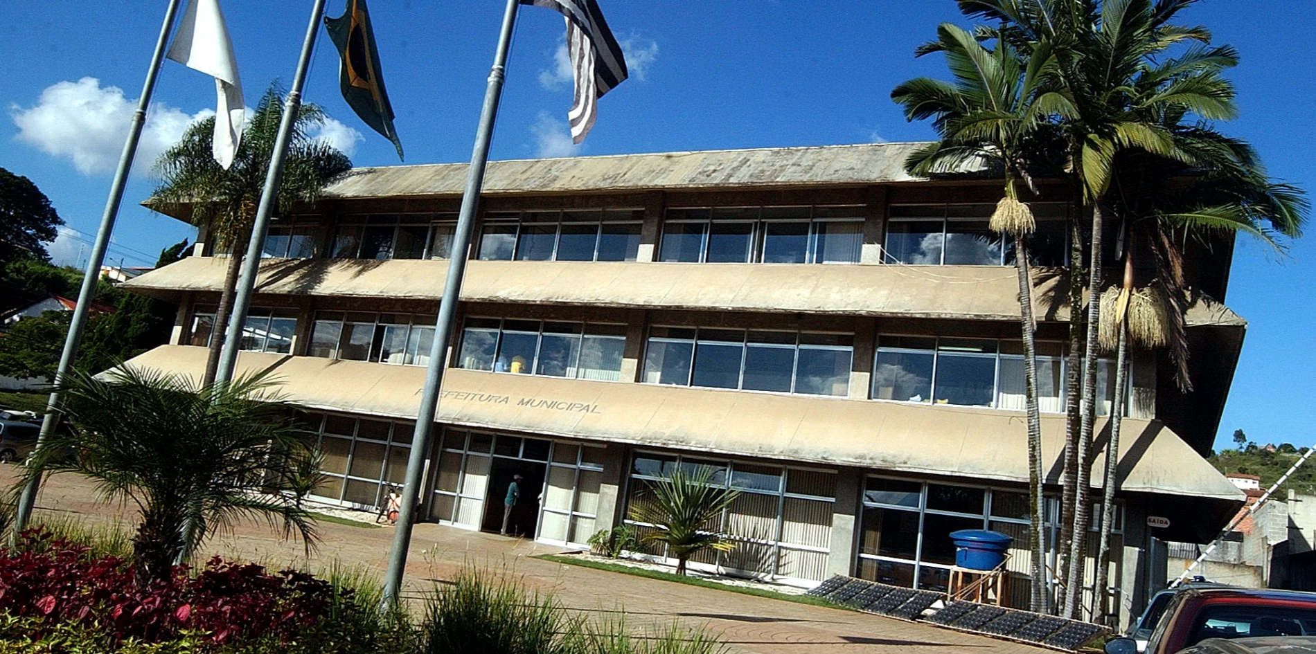 Imagem - Prefeitura abre concurso público com 80 vagas e salários de até R$ 10,3 mil