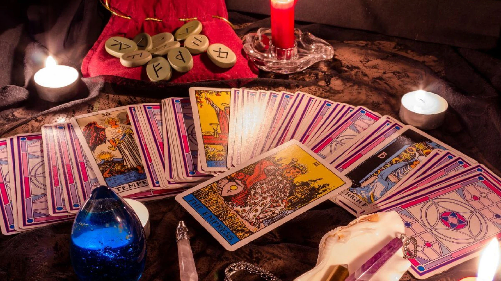 Imagem - Carta O Imperador impõe ordem e foco aos signos nesta sexta (26 de dezembro)