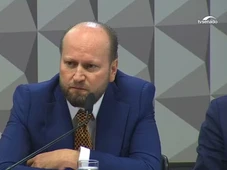Imagem - Advogado se nega a assinar termo para falar verdade em CPI do INSS