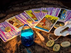 Imagem - Hora de tomar decisões: veja a carta de tarot para cada signo neste 28 de setembro