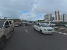 Imagem - Tiroteio na Avenida Bonocô deixa dois mortos e um ferido