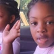 Imagem - VÍDEO: Pai avisa a filha que vai dar carona a colega e resposta impressiona