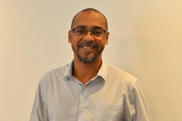 George Itaiá acredita que o modelo híbrido é ideal por oferecer flexibilidade e a possibilidade de melhorar a qualidade de vida, evitando transtornos com deslocamentos e interrupções