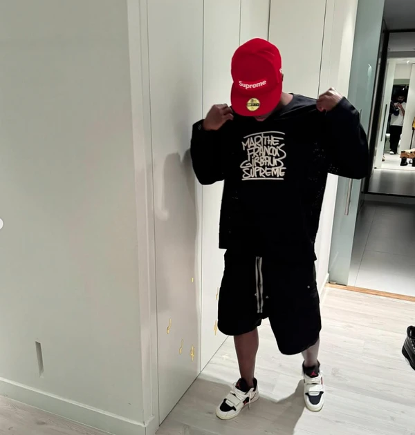 Vini Jr. em mansão por Reprodução | Redes Sociais