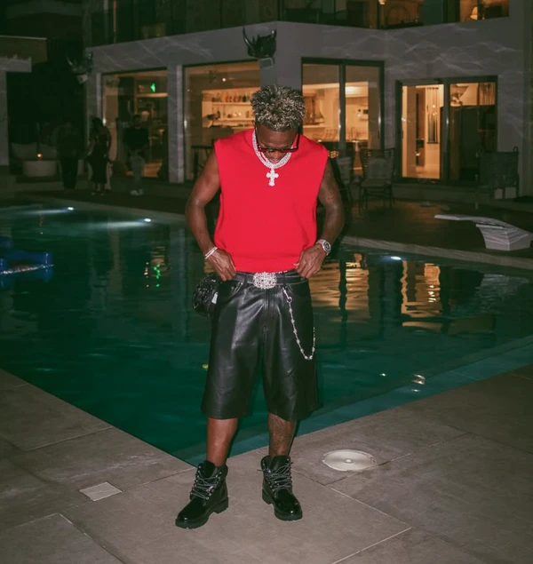 Vini Jr. em mansão por Reprodução | Redes Sociais