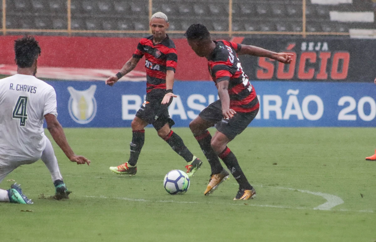 Vitória 1x2 Fluminense - 4ª rodada Brasileirão 2018 por Mauricia da Matta/EC Vitória
