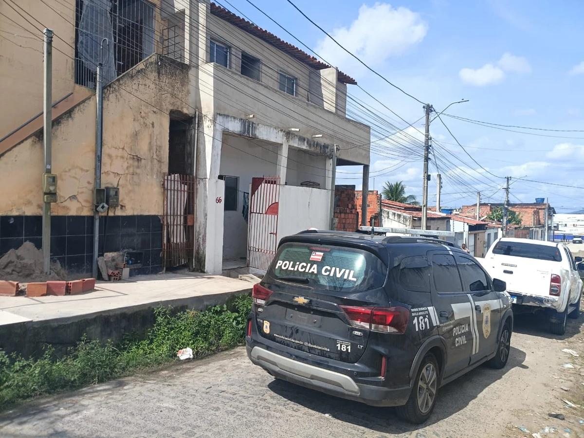 Ação policial em Feira de Santana por Divulgação/Polícia Civil