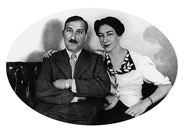 O escritor e dramaturgo austríaco Stefan Zweig e a esposa, Lotte