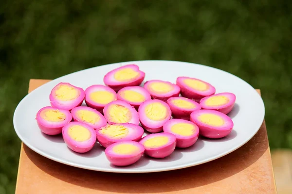 Ovos cozidos coloridos por Reprodução