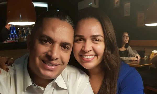 Waguinho e a esposa