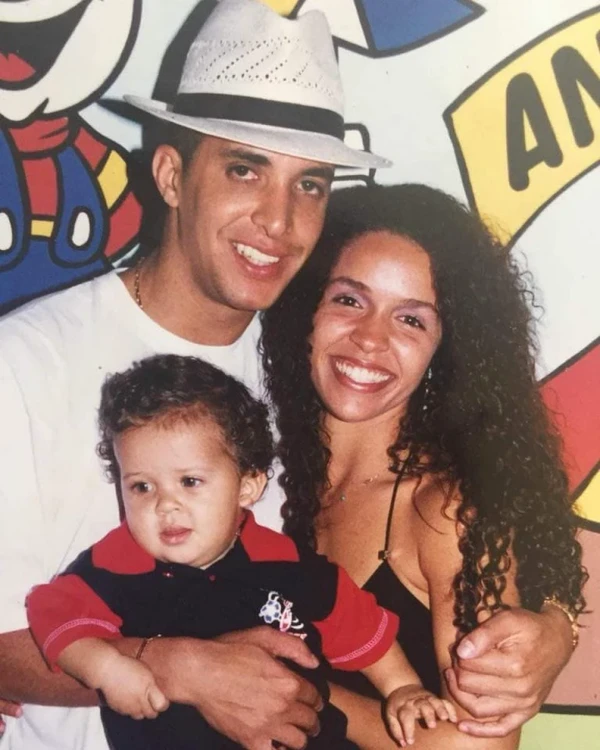 Waguinho e a esposa por Reprodução