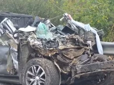Imagem - Motorista morre e três ficam feridos em engavetamento com quatro veículos na Bahia
