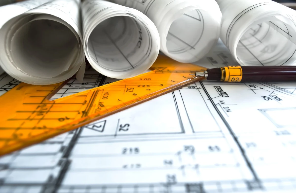 Engenharia Civil, construção, obras e pedreiros por Shutterstock