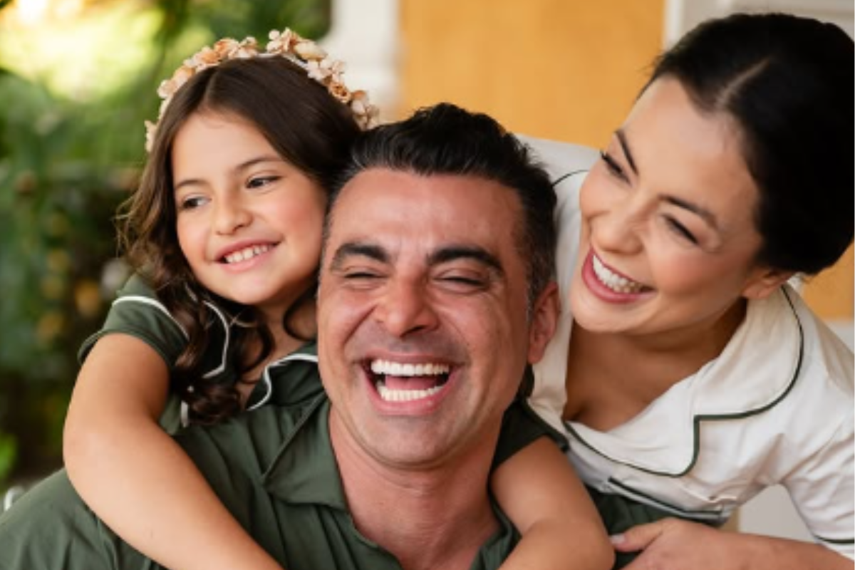 Li Martins, JP Mantovani e filha Antonella por Reprodução / Redes Sociais