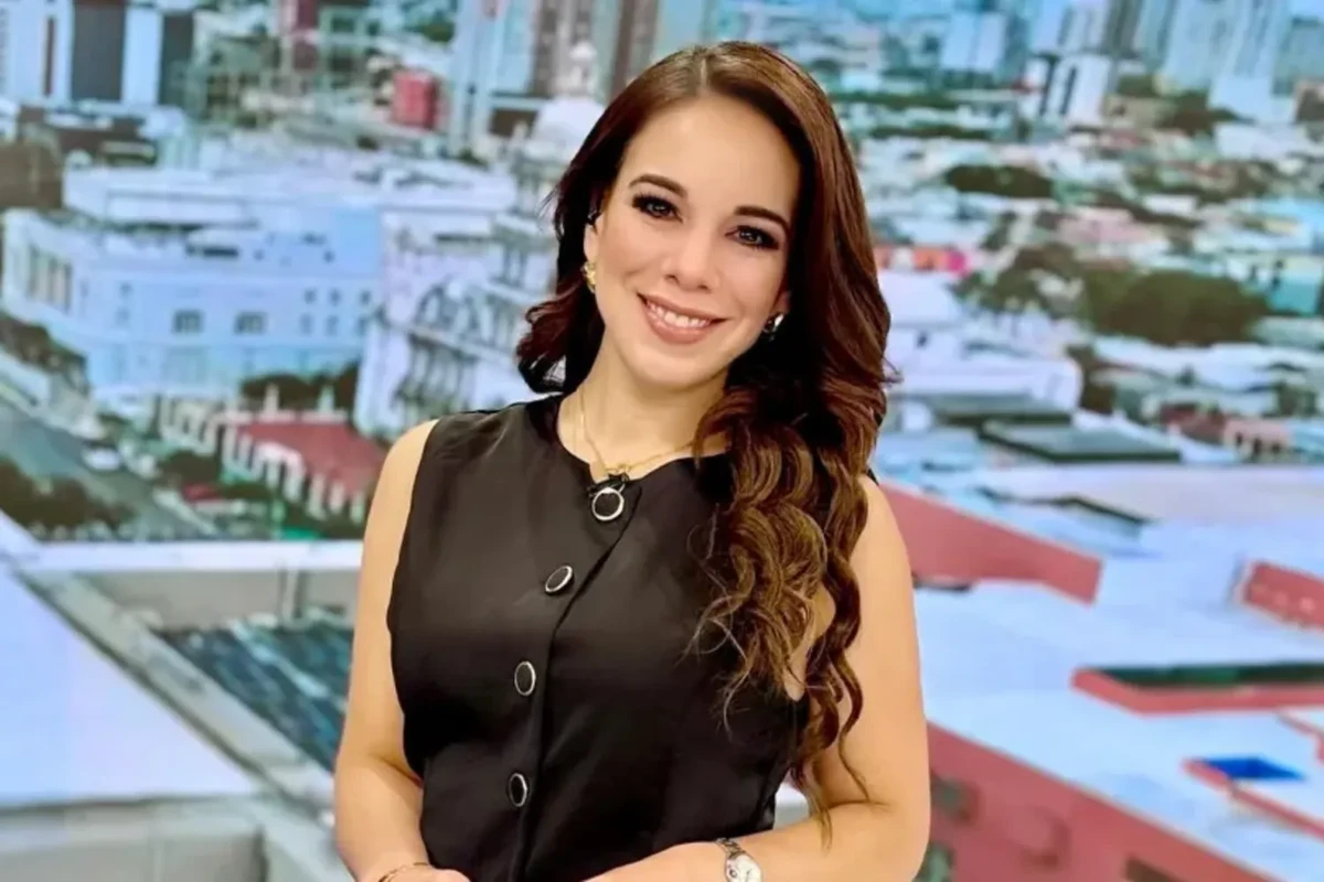 Debora Estrella por Reprodução