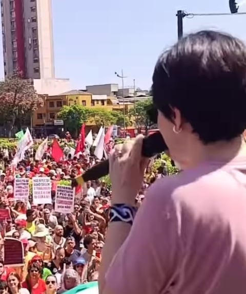 Fernanda Takai, da Banda Pato Fu, em Minas Gerais por Reprodução/Instagram