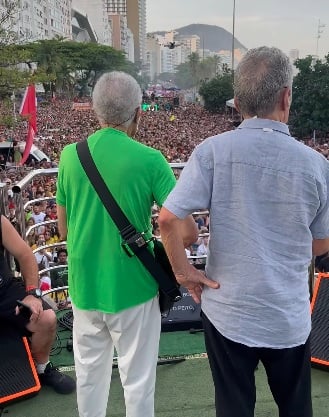 Gilberto Gil e Chico Buarque por Reprodução/Instagram