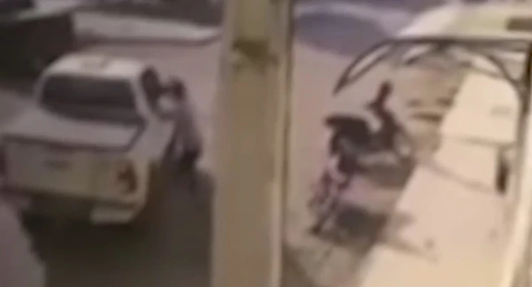 Imagens de câmeras mostram sequência da execução de homem por Reprodução