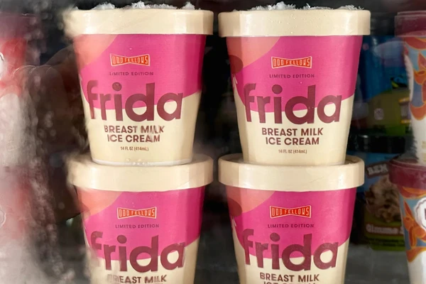 Marca americana lançou sorvete com sabor de leite materno  por Reprodução