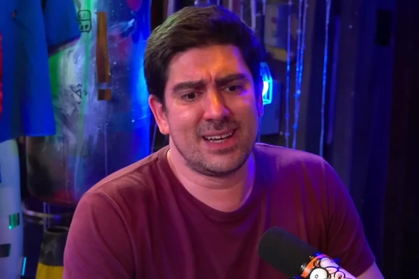 Marcelo Adnet por Reprodução