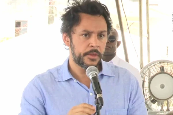 Mário Negromonte Jr. afirmou que se sentiu enganado após voto