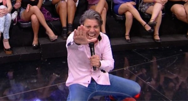 O icônico “Para, para, para!” de João Kleber, que marcou gerações com o Teste de Fidelidade na televisão