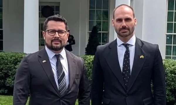 Paulo Figueiredo e  Eduardo Bolsonaro 