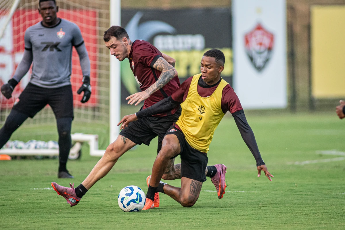 Reapresentação do Vitória após derrota para o Fluminense