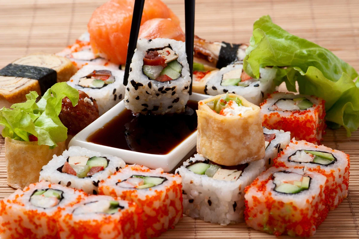 Sushi e comida japonesa por Shutterstock
