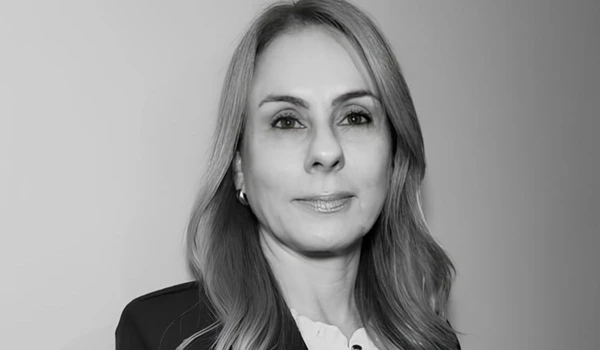 Viviane por Reprodução