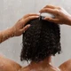 Imagem - Banho diário e escovação tripla: os números que colocam o Brasil no topo da higiene mundial