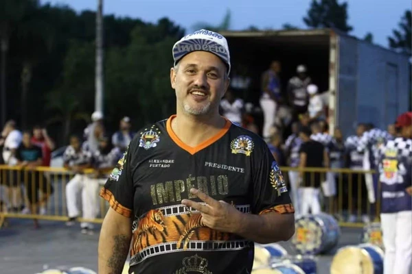 Alexandre Constantino Furtado, o Teta por Reprodução