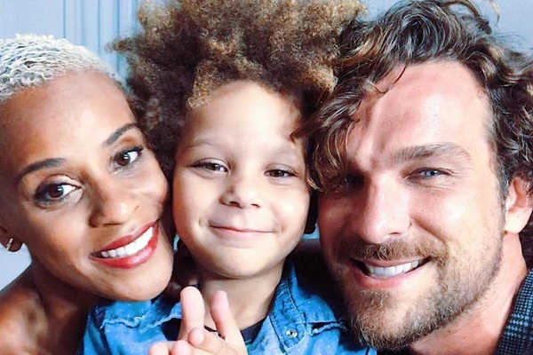 Aline Wirley, Igor Rickli e o filho Antônio Caramelo por Reprodução/Redes Sociais