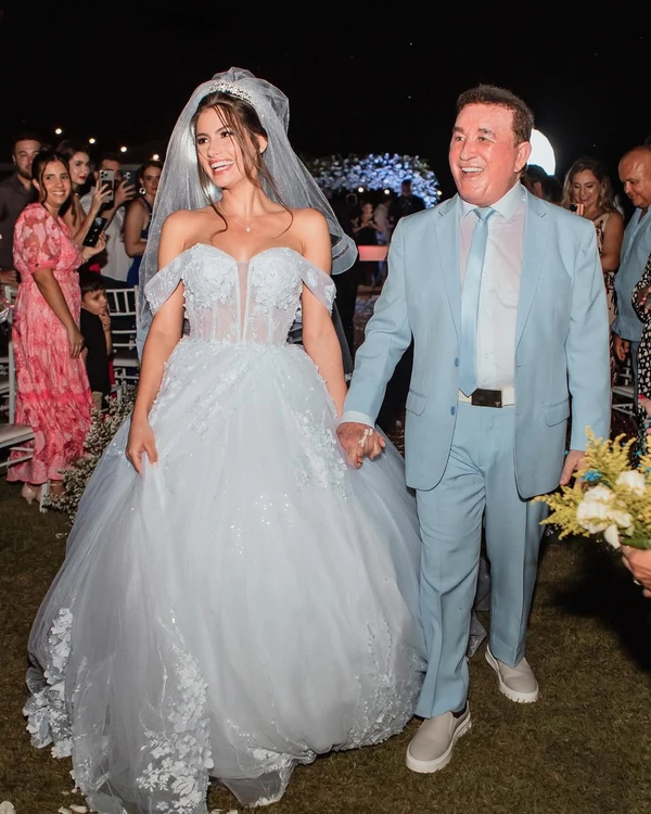 Calita Franciele e Amado Batista por Reprodução/Instagram